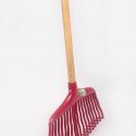 Eterna Plastic Garden Rake with Long Wooden Handle, 13 inches, Durable Plastic Head, Outdoor Use. Ideal for Raking Leaves, Grass Clippings, Twigs and Debris from your Garden, Yard, Green Extensive Areas and More – GP11